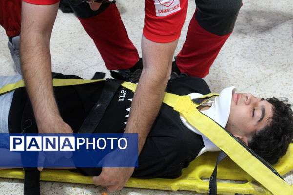 مانور سراسری زلزله و ایمنی مدارس در گلوگاه