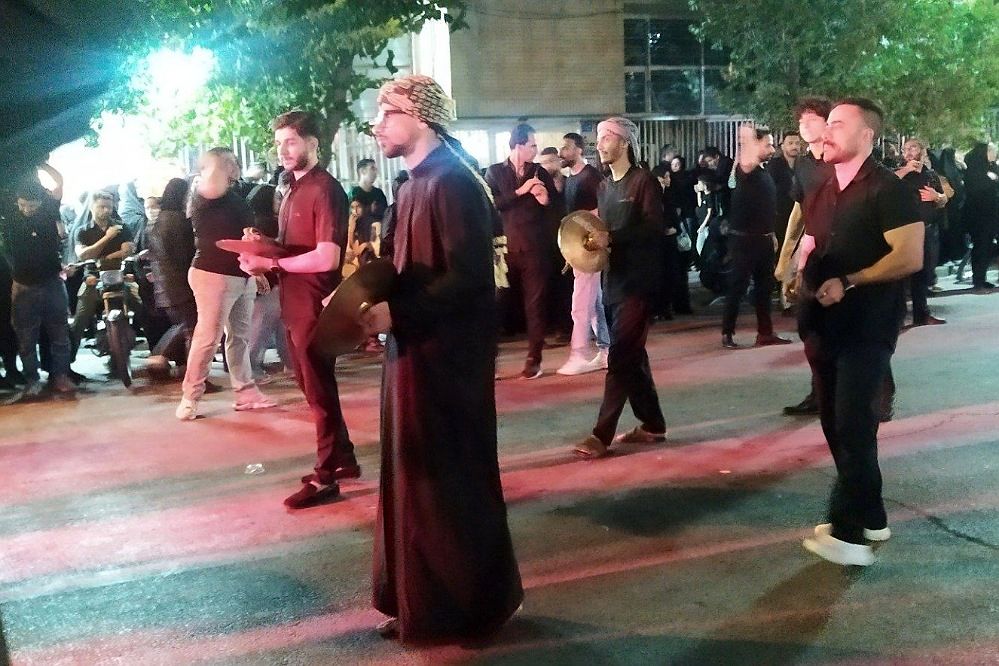 همه‌ پیشوا یک هیئت؛ خروش دسته‌های عزاداری در شب‌های محرم
