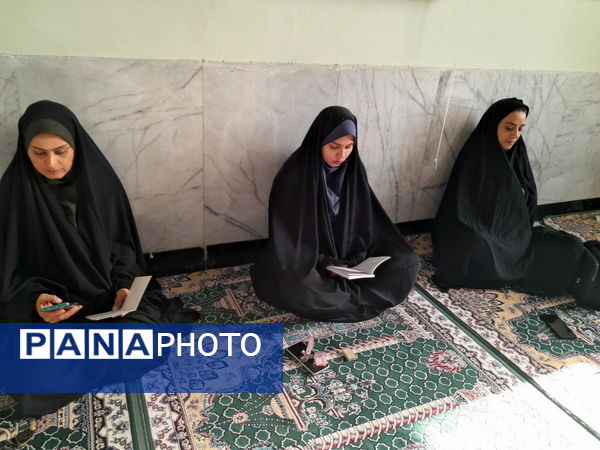 مراسم سالروز ارتحال حضرت امام خمینی رحمت الله علیه در اداره کل آموزش و پرورش استان بوشهر