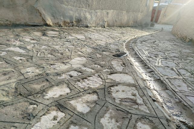 اجرای پروژه سنگ فرش روستای گزکوه 