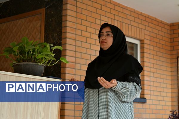 نماز باران، همخوانی زمین و آسمان در دبیرستان ولایت بهارستان‌دو