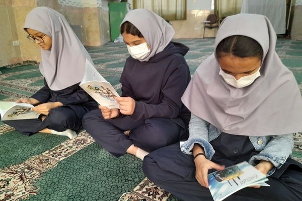 از ایرانمان تا پای جان دفاع می کنیم