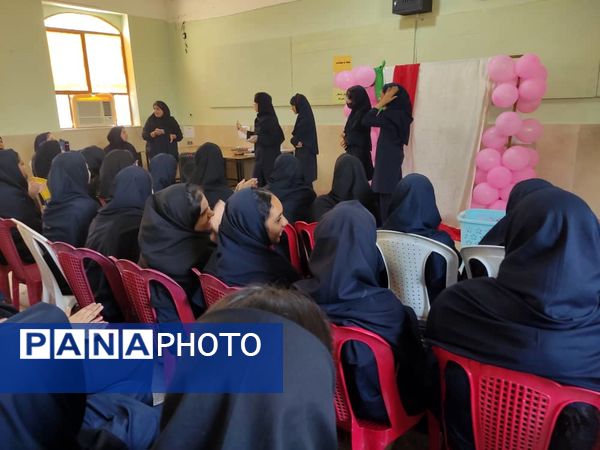 جشن میلاد حضرت زینب(س) و بزرگداشت روز پرستار در هنرستان زهرای مرضیه بندرعباس