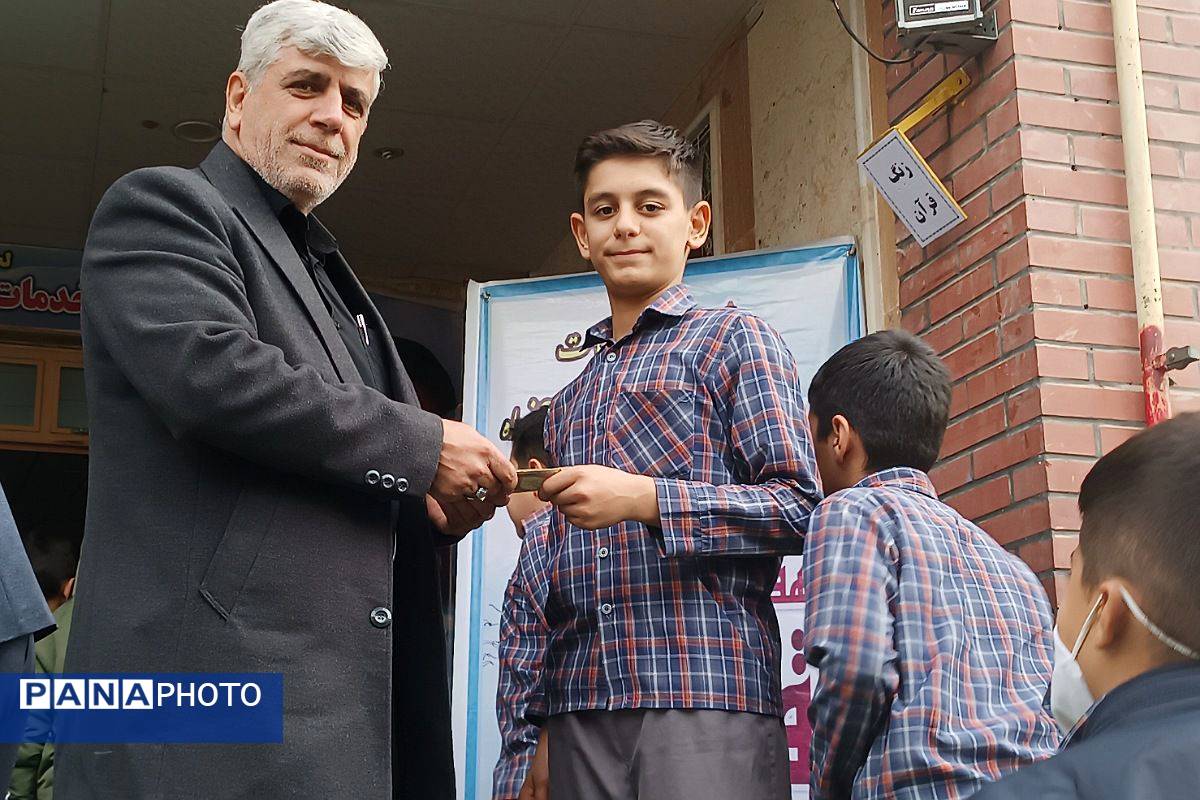 لحظه‌های نورانی با قرآن در دبستان علامه طباطبایی (ره)