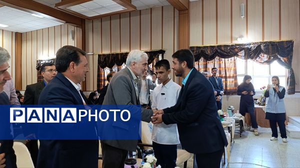 آیین اختتامیه طرح کشوری "همیار معلم" در تربت حیدریه