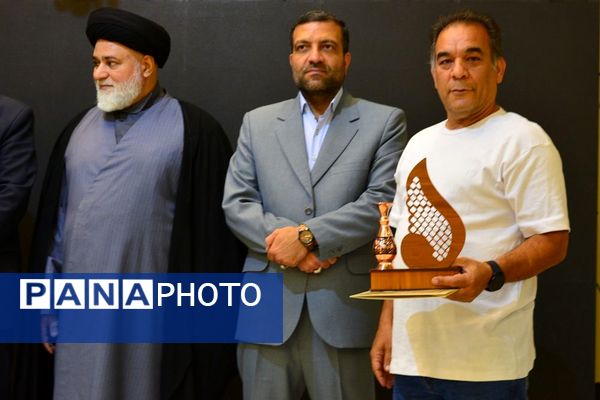 برگزاری مراسم گرامیداشت مقام معلم در بهارستان‌دو