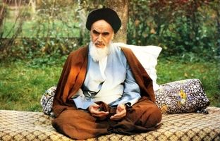 باید منش، درایت و نگاه اجتماعی امام خمینی (ره) برای دانش‌آموزان امروز تبیین شود