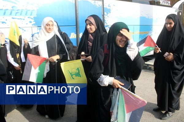 دانش آموزان بوشهر برای دیدار با رهبر انقلاب عازم تهران شدند 