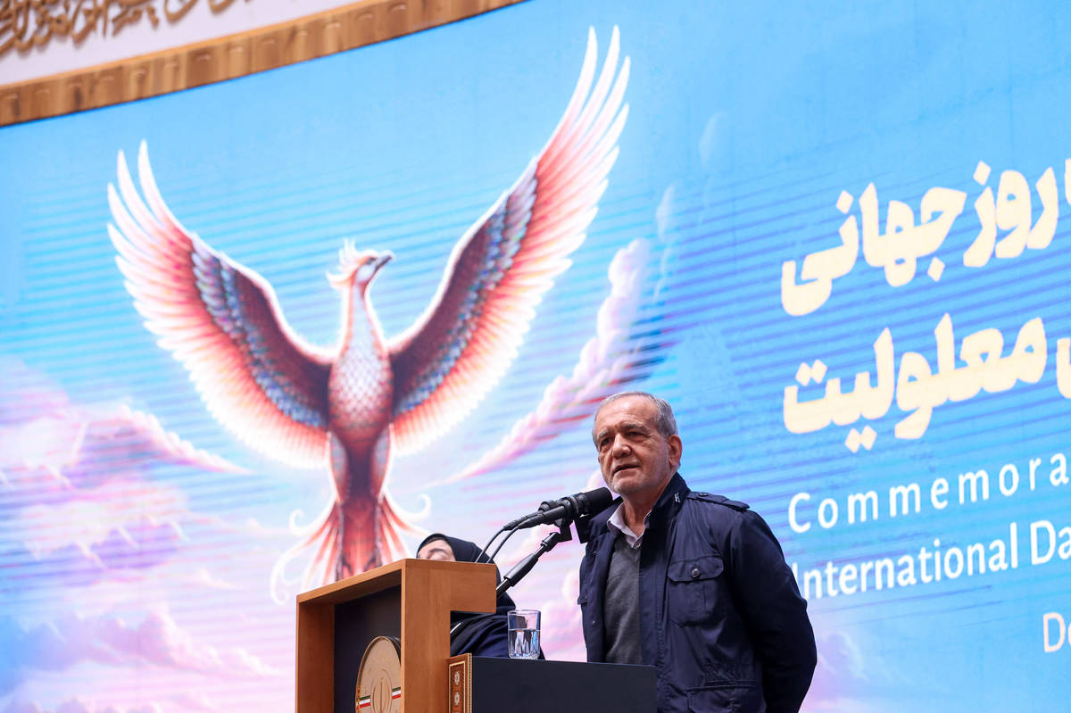 مردم را به خودی و غیرخودی تقسیم نکنیم/ مردم به دنبال عزت و سربلندی کشورشان هستند