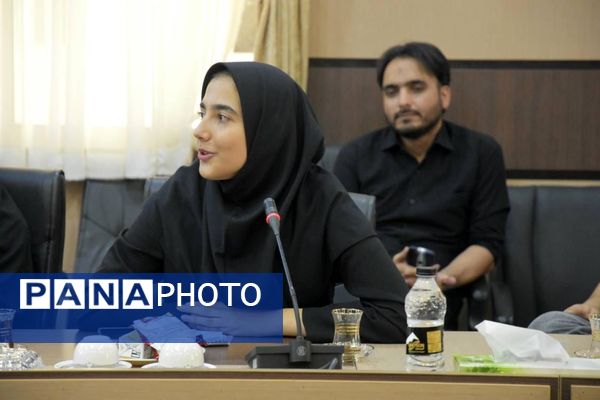 تقدیر از شهرداران مدارس آموزش و پرورش منطقه ۱۴ 