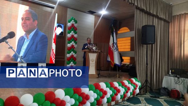 نواخته شدن زنگ ایثار و شهادت در دبیرستان شاهد خاندان قفلی ناحیه ۷