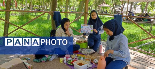 اردوی صبحانه سلامت مدرسه دخترانه ضحی۲ در پارک جنگلی شیروان