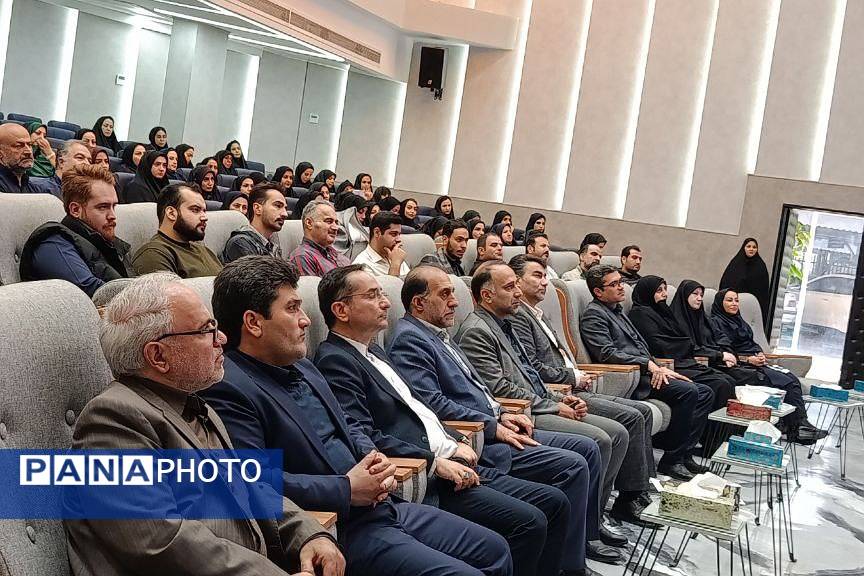 نشست تخصصی فرهنگیان با محوریت اجرای نظام مراقبت اجتماعی دانش‌آموزان 