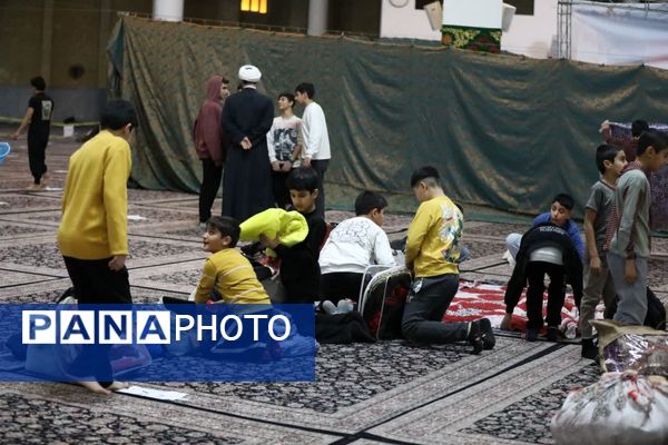 مراسم اعتکاف دانش آموزی در مسجد اعظم و مصلای قدس قم