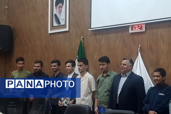 مراسم تجلیل از برگزیدگان استانی مسابقات قرآنی نیشابور