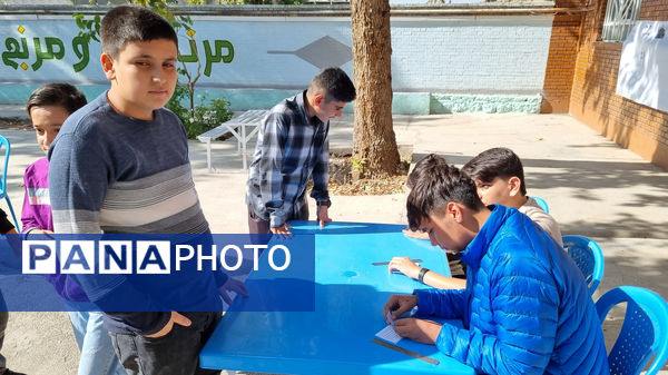انتخابات شورای دانش‌آموزی در دبیرستان پژوهش آشخانه 