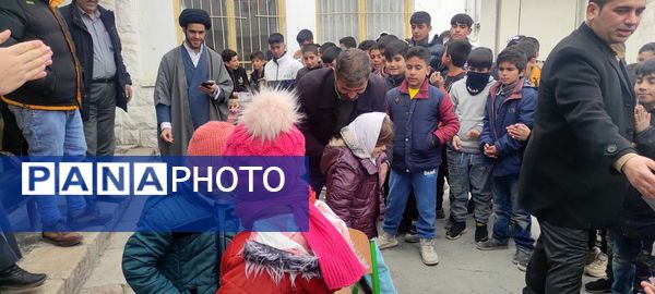 برگزاری جشن مبعث در دبیرستان شهید مصطفی خمینی و دبستان ۱۲ فروردین کارخانه قند شیروان