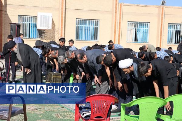 حضور معنوی امام‌جمعه بافق در مراسم سوگواری دبیرستان مناجات