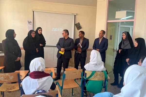 حمایت از پژوهش، سرمایه‌گذاری مستقیم بر آینده دانش‌ آموزان است