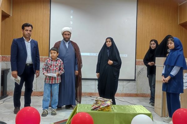 برگزاری همایش تجلیل از برگزیدگان مسابقات پویش غدیر 