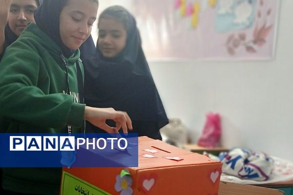 تمرین مسئولیت‌پذیری اجتماعی در مدارس شهرستان شهریار