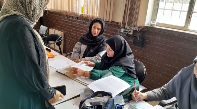 آغاز ثبت نام  دبیرستان میثاق منطقه تبادکان