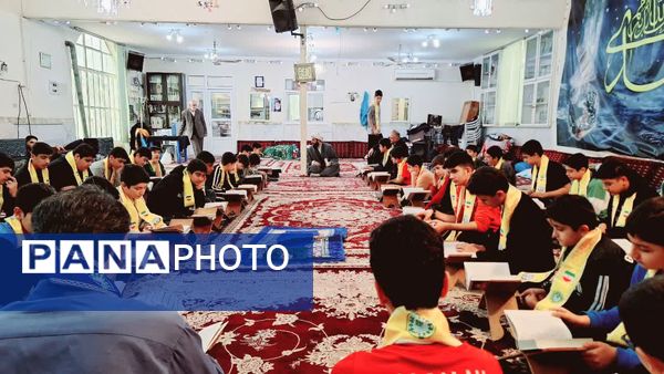 اعتکاف دانش‌آموزی در گرگان