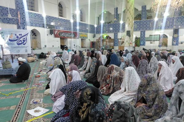 روایت پانا از لحظه‌های ناب اعتکاف در بین دانش آموزان میبدی 