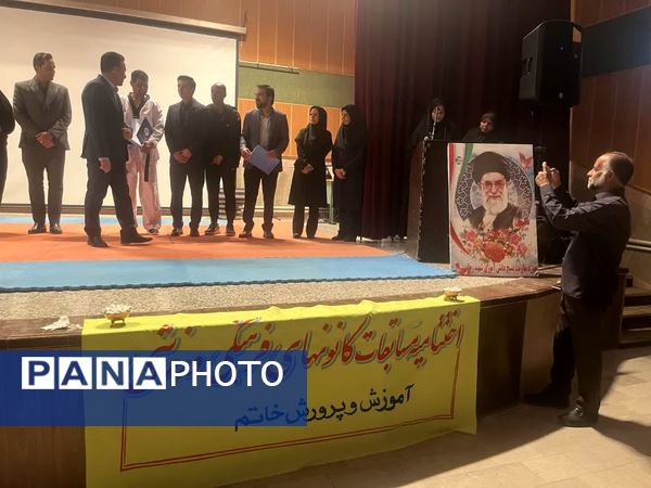 ویژه برنامه اختتامیه اوقات فراغت تابستانی کانون ها در خاتم