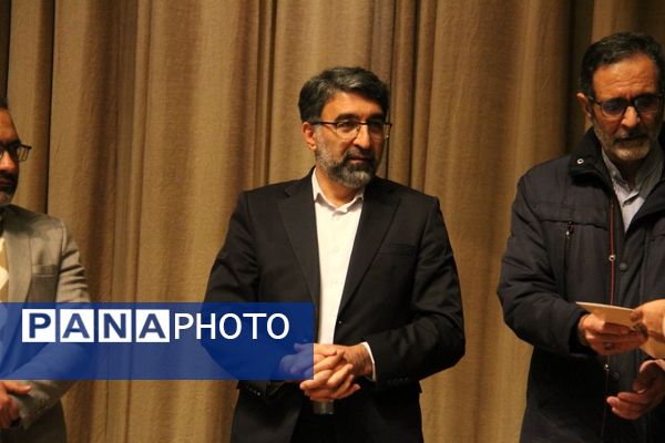 همایش فرزندان انقلاب «نسل انتظار» در فرهنگسرای بزرگ شهرکرد