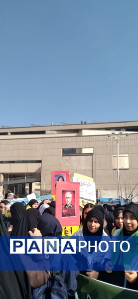 راهپیمایی 13 آبان در مشهد