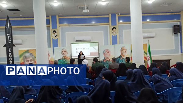 مراسم گرامیداشت هفته دفاع مقدس در میبد