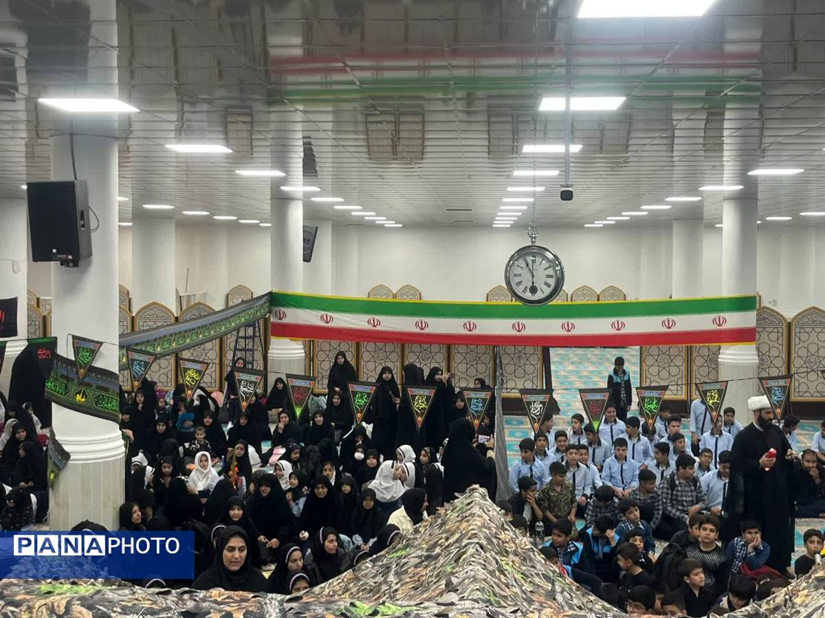 استقبال پرشور دانش‌آموزان جم از شهید گمنام در آستانه شهادت حضرت زهرا(س)