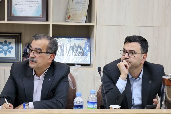 نشست مدیران مدارس سمپاد یزد با حضور رئیس سازمان ملی پرورش استعدادهای درخشان 