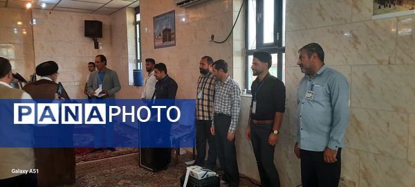 حضور گسترده مردم شهرستان دهلران در دور دوم انتخابات‌ ریاست‌جمهوری