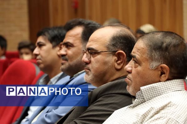 مراسم تجلیل از فرزندان فعالان رسانه یزد