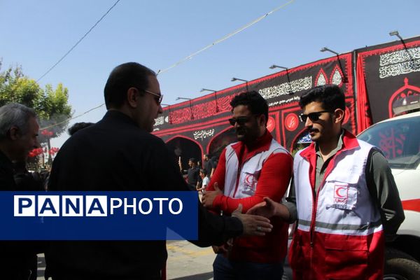 آیین پیاده روی دلدادگان اربعین حسینی در شهرستان نیشابور 