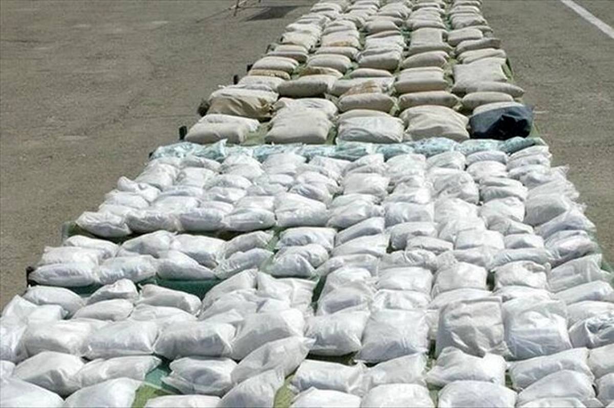 کشف بیش از ۱۱۳ تُن مواد مخدر و انهدام ۸۱۶ باند قاچاق