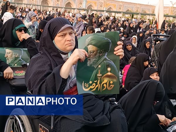 برگزاری مراسم چهلم رئیس‌جمهور شهید در حرم مطهر رضوی 