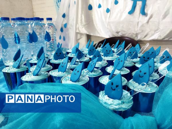 جشن آب برای دانش آموزان دبستان ناهید  نخودی نیشابور 