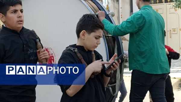 زنجیر زنی و دسته‌روی شهادت حضرت فاطمه زهرا در محمودآباد