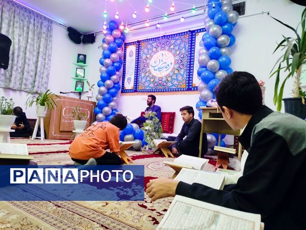 اختتامیه محفل انس با قرآن کریم انجمن قرآنی و هیئت محبان المهدی شهرستان کاشمر 