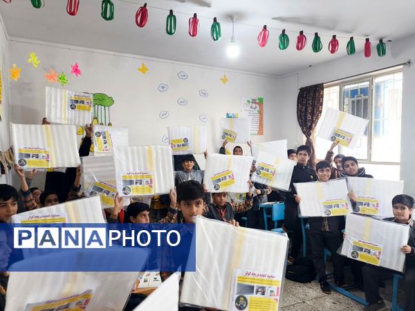 توزیع درپوش استاندارد دریچه کولر در دبستان شهید پسندیده فدافن 