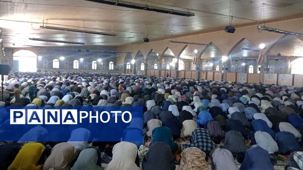 حضور پرشور مردم یاسوج در نماز جمعه خشم 