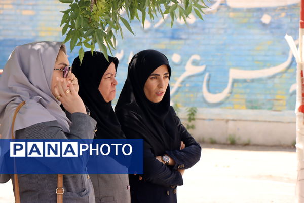 تجلیل از معلمان، سرمایه‌های گران بازار علم