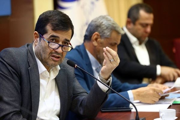 دنیا مالی: ورزش بانوان را توسعه خواهیم داد