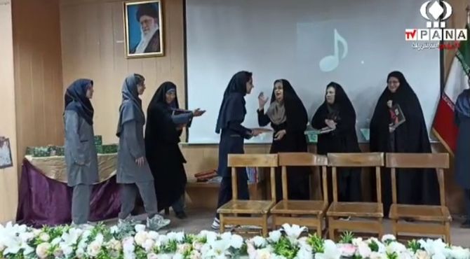 اختتامیه جشنواره خوارزمی در دبیرستان آرمیتا مصلی نژاد