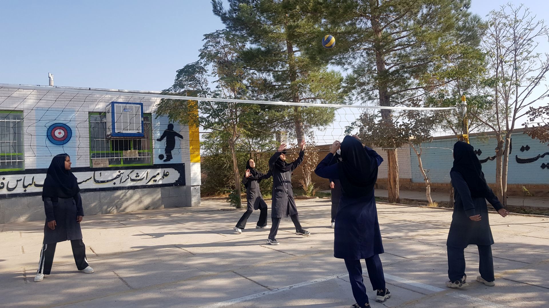 المپیاد ورزشی در مدرسه گلشاد خلیل آباد 