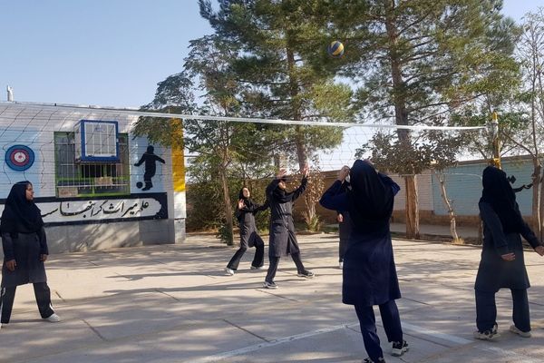 المپیاد ورزشی در مدرسه گلشاد خلیل آباد 