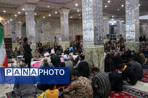 چلچراغ آیه‌ها در آستان بی‌بی سکینه شهرستان ملارد